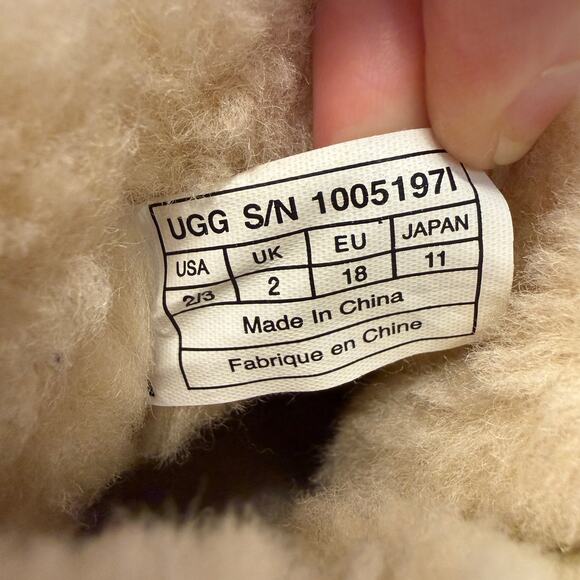 UGG Baby Booties Size 2/3 Beige Knit Shearling Lined Warm Cozy Fall Winter Prep - Picture 4 of 14